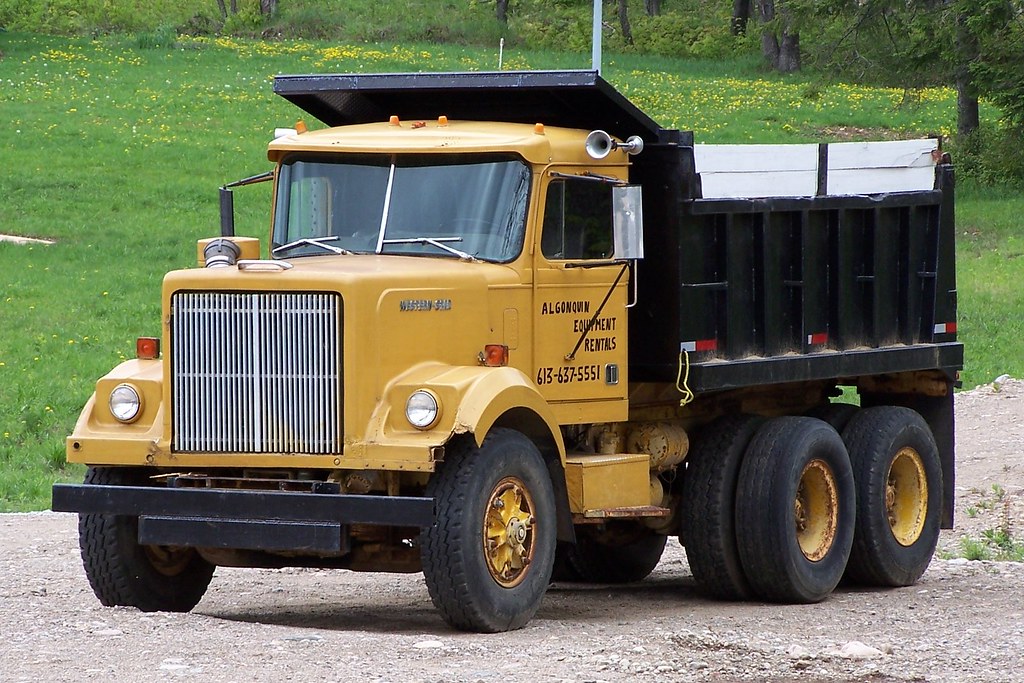 Algonquin Equipment Rentals Western old Star dump truck Ma… Flickr