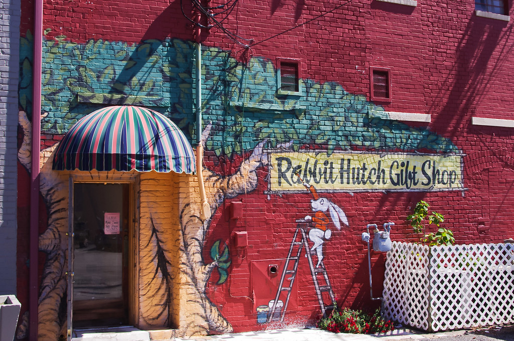 Rabbit Hutch Gift Shop Rabbit Hutch Gift Shop in Anniston,… Flickr