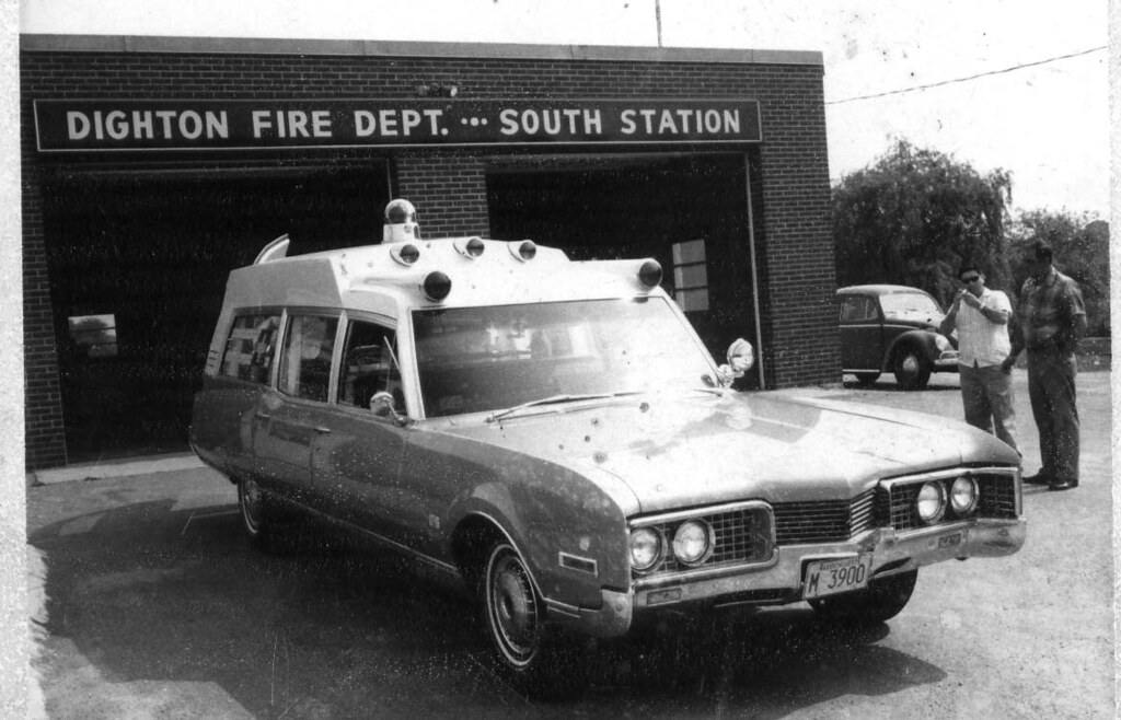 DIGHTAMB Dighton Fire Department Ambulance Dighton South… Flickr