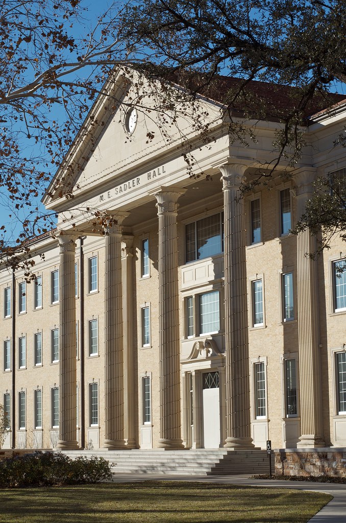 Sadler Hall, TCU, Fort Worth DSC_0118 Dave Matthews Flickr