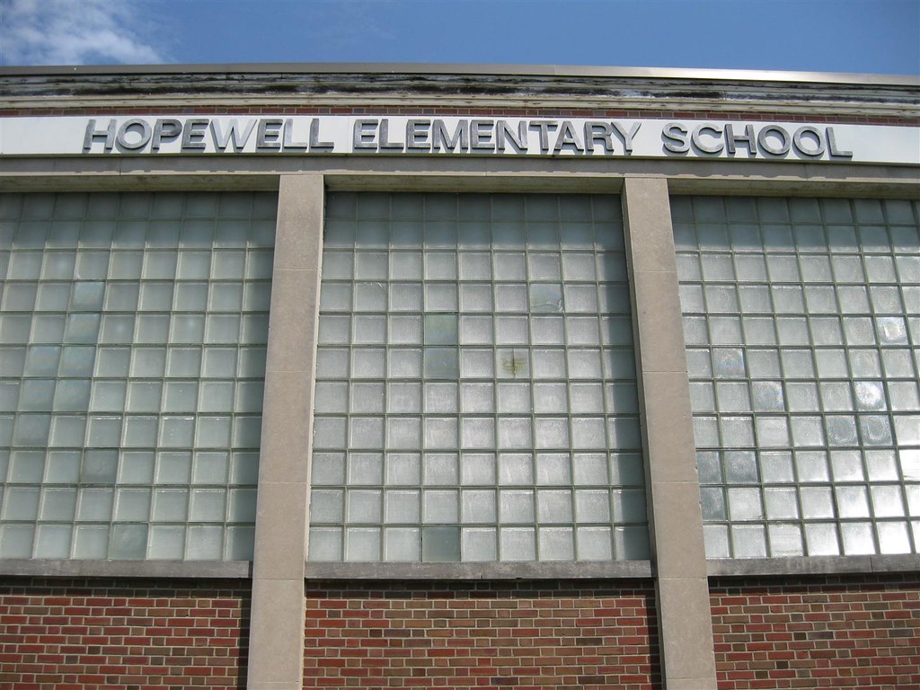 080810 Hopedale SchoolChillicothe, Ohio (18) Aaron Turner Flickr