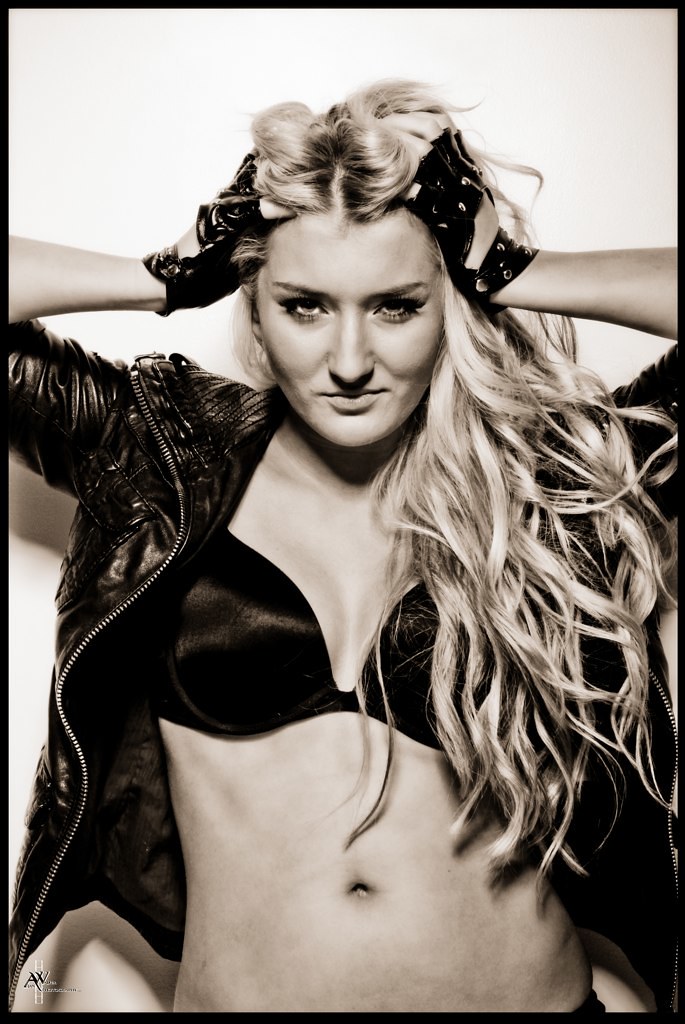 IMG_62442Make up [7425805412048Kirsty Louise Pritchard… Flickr