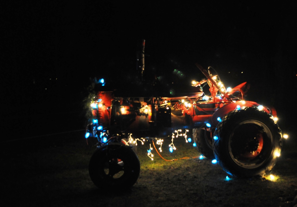 Dad's Red Tractor with Christmas Lights, Buffalo, N.Y., De… Flickr