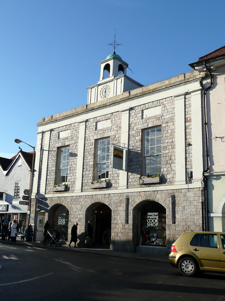 Marlow Town Hall Former Town Hall, Market Square, Marlow. … Flickr
