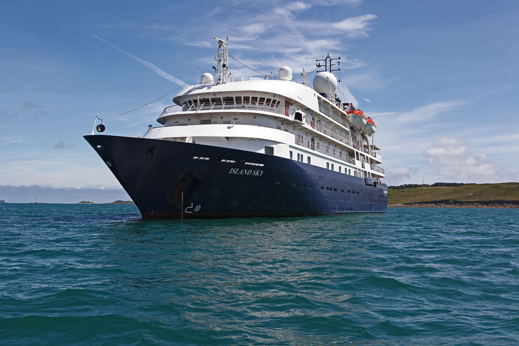 MS Island Sky Life aboard the MS Island Sky Noble Caledoni… Flickr