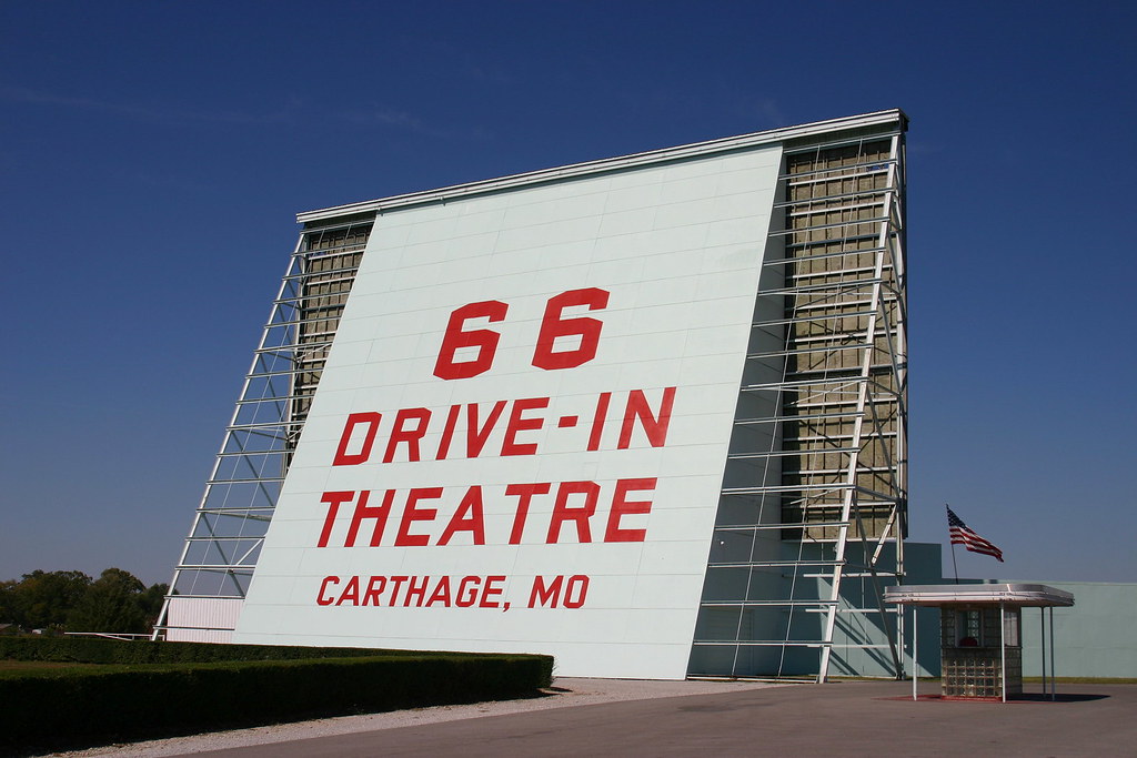 66 Drivein Theatre, Carthage, Missouri The 66 DriveIn is… Flickr