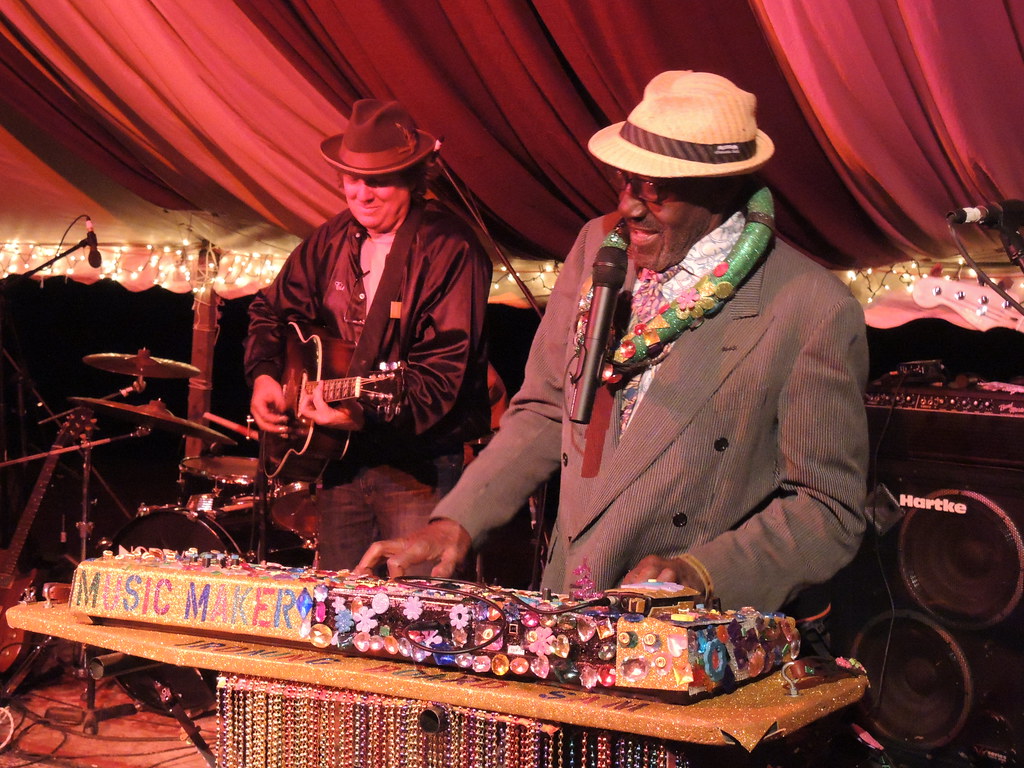 Ironing Board Sam with the Music Maker Relief Foundation s… Flickr