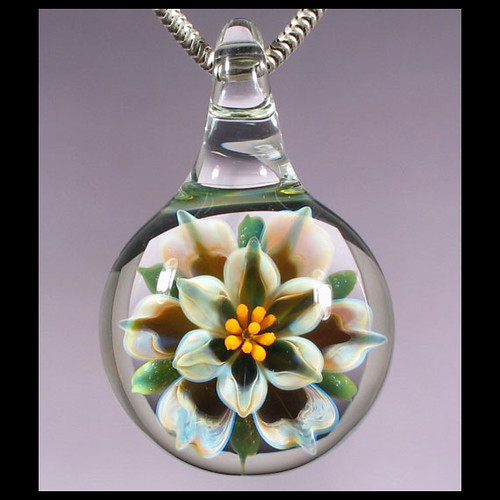 Flower Glass Jewelry Glass flower pendant. www.glasspeace.… Flickr