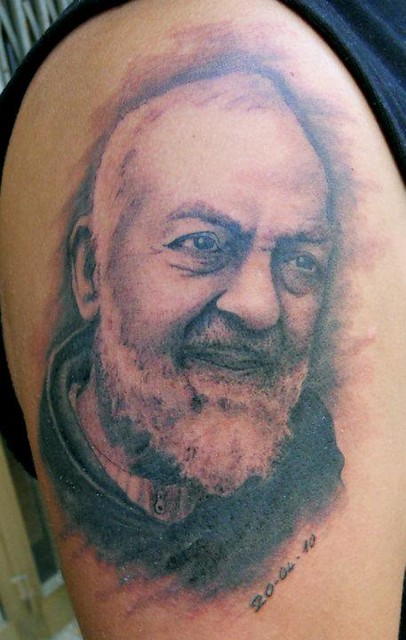 Padre Pio Tattoo | Ivan Del Giudice | Flickr 640_x_406_jpg