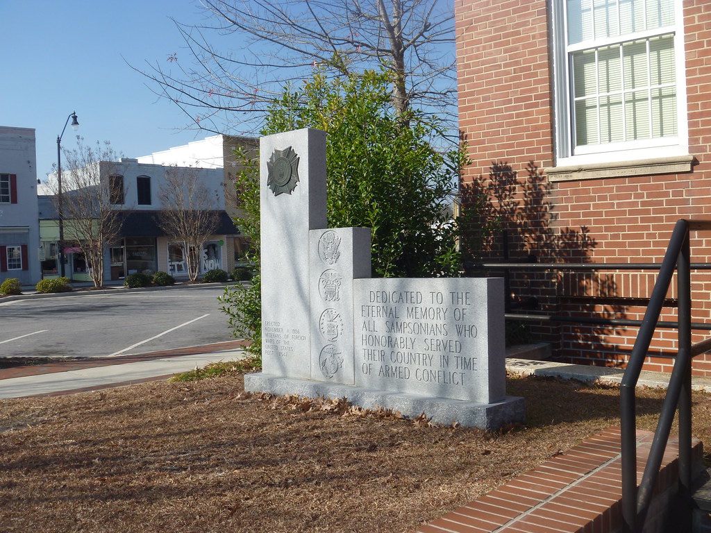 Sampson County Veterans Memorial, Sampson County Courthous… Flickr