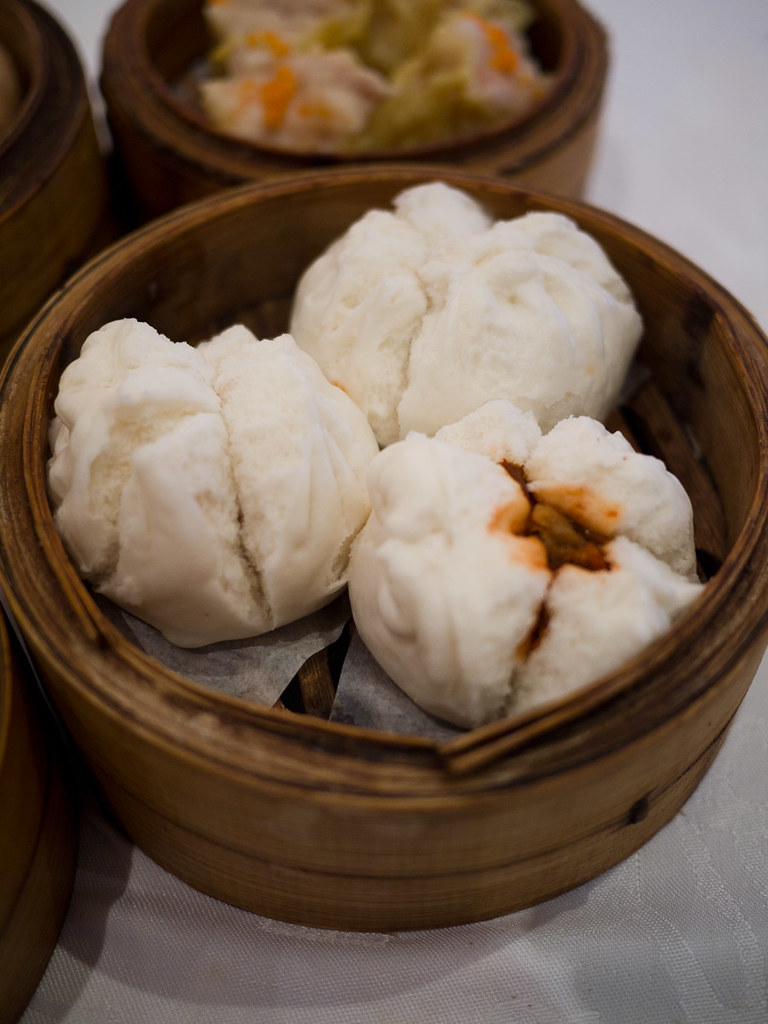 Steamed BBQ pork buns Dim sum at Northbridge Chinese Resta… Flickr