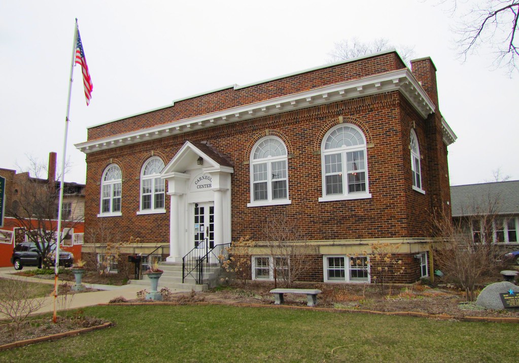 Carnegie Community Center Built in 1920 as the Paw Paw Pub… Flickr