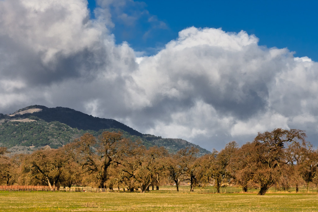 Sonoma Mountain and Clouds Sonoma Valley, California Flickr