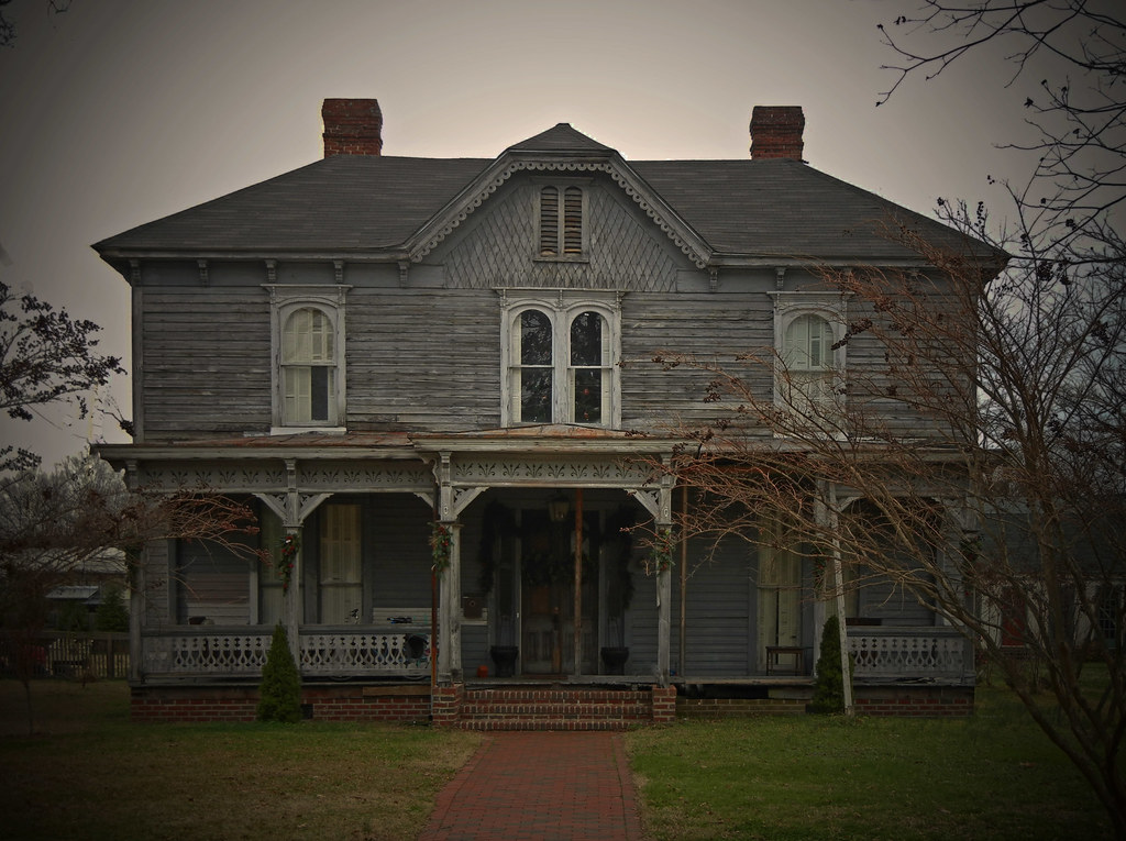 The Brooding Victorian Scotland Neck, NC Still lived in, … Flickr
