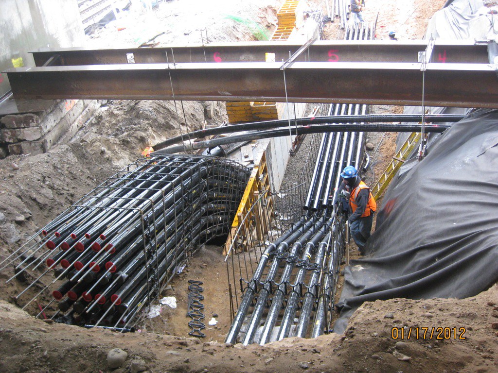 CQ031 Installing Conduits for Duct Bank under Con Ed Oil… Flickr