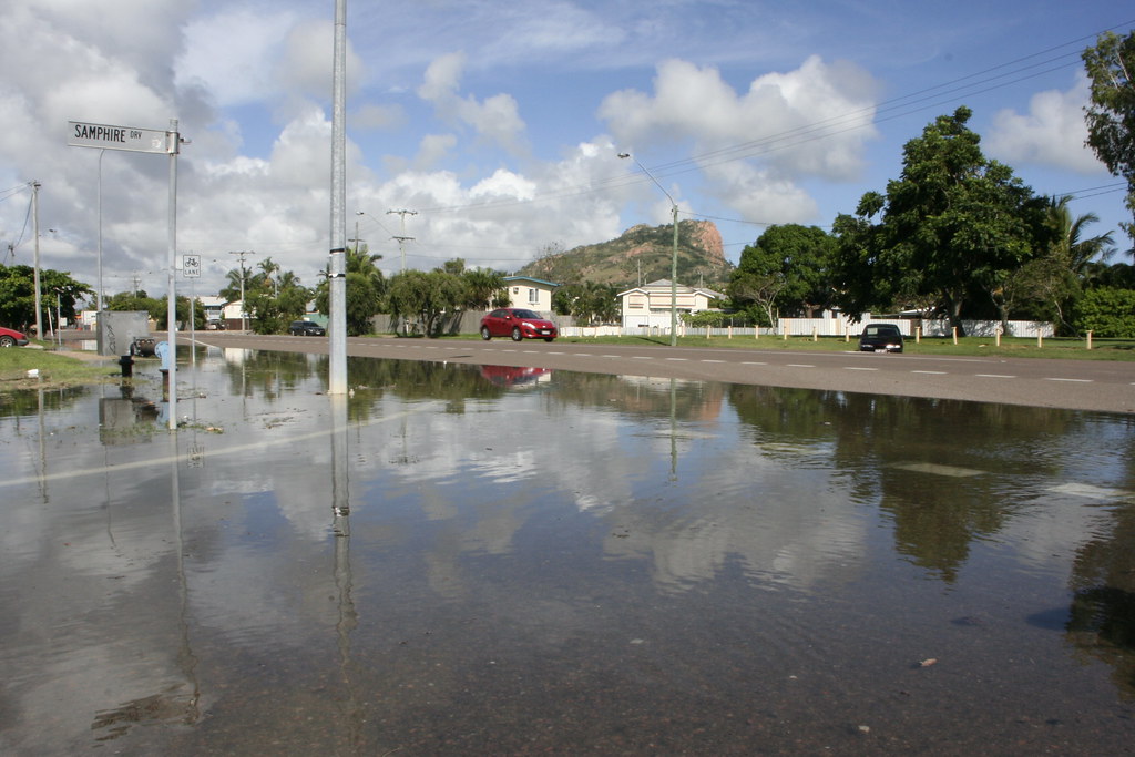 Boundary St. Railway Estate, Townsville. Raul Posse photo … Flickr