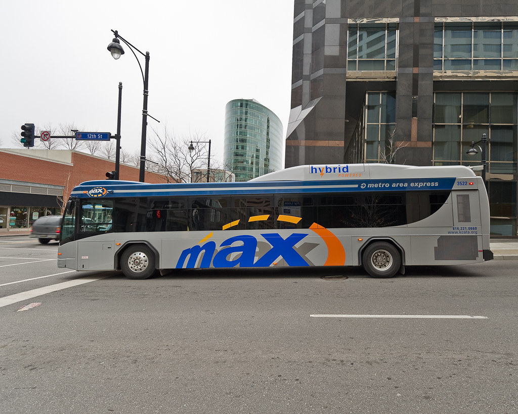 Kansas City, Missouri Hybrid bus. Metro Area Express. MAX.… Flickr
