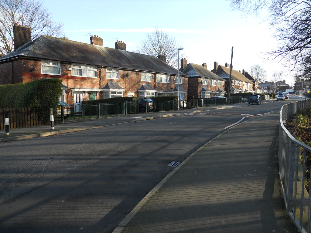 Woodend Road, Wythenshawe Taken this morning (Sunday 15th … Flickr