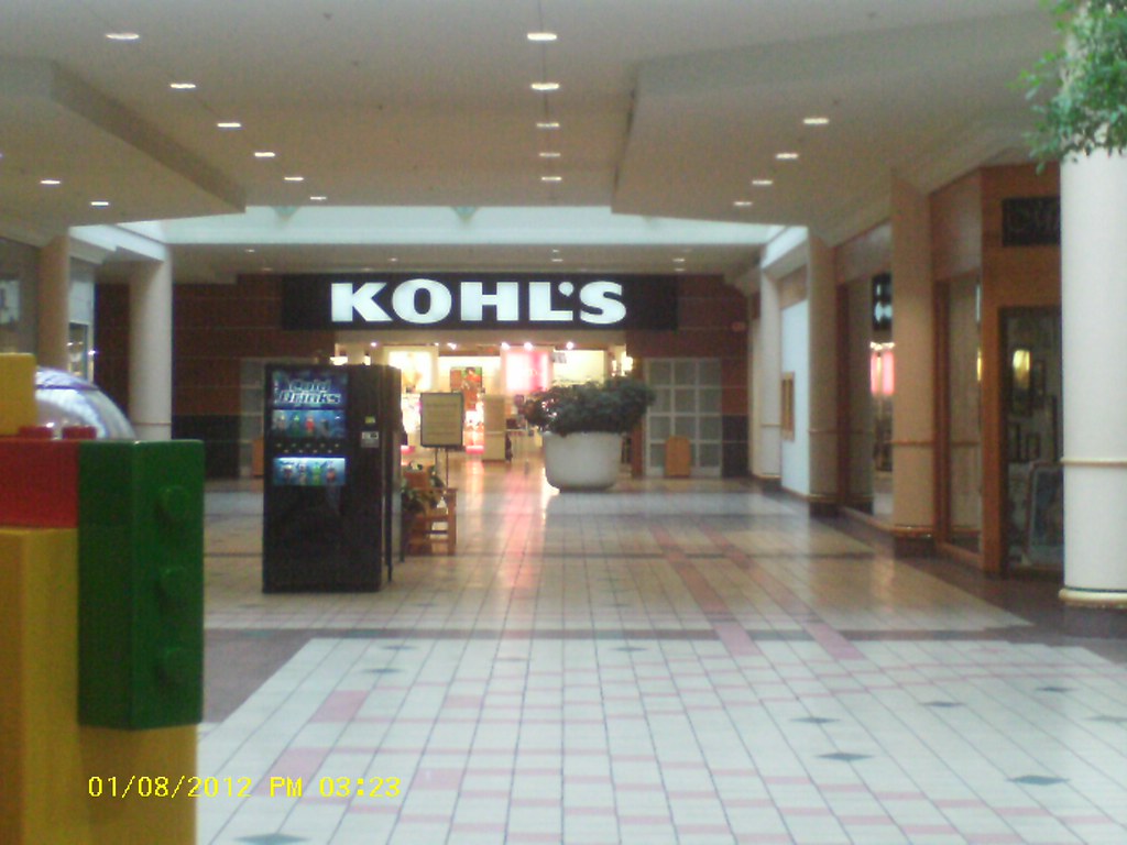 Kohl's Kohl's Charlestowne Mall St Charles Illinois cjbird88 Flickr