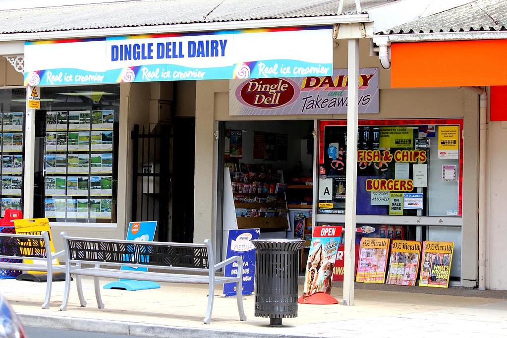 Dingle Dell Dairy Waiuku A very popular dairy and the owne… Flickr