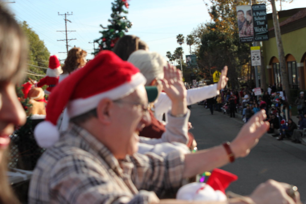 Flatbed TruckGHNNCGranada Hills Holiday Parade81891344… Flickr