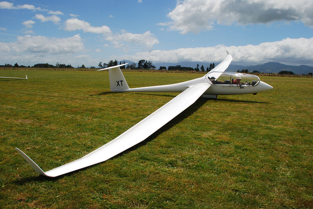 XT DuoDiscus Photo by Pam Gore. Matamata Soaring Centre & Piako