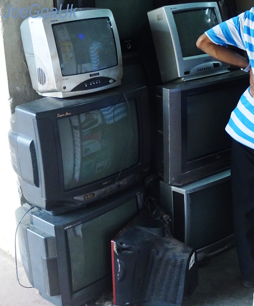 TV for sale Old TV boxes Panaji Shop Joegoauk Goa Flickr