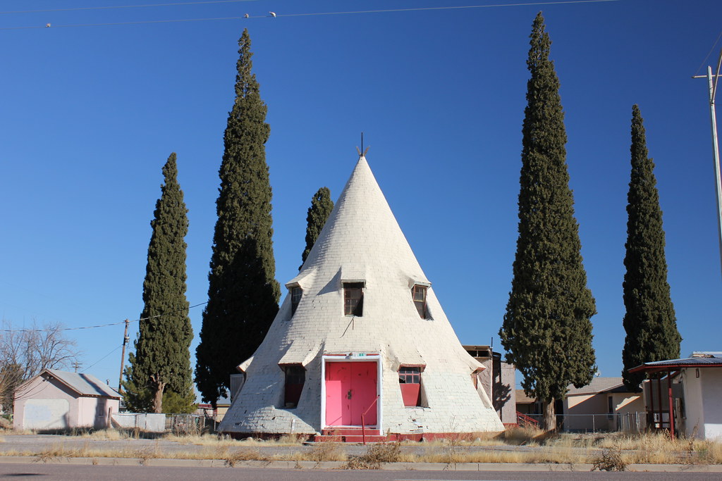 Geronimo's Castle Bowie, AZ Formerly a tavern and Greyho… Flickr
