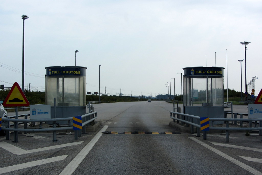 E20 Svenska tullen vid Öresundsbron bobbsled Flickr