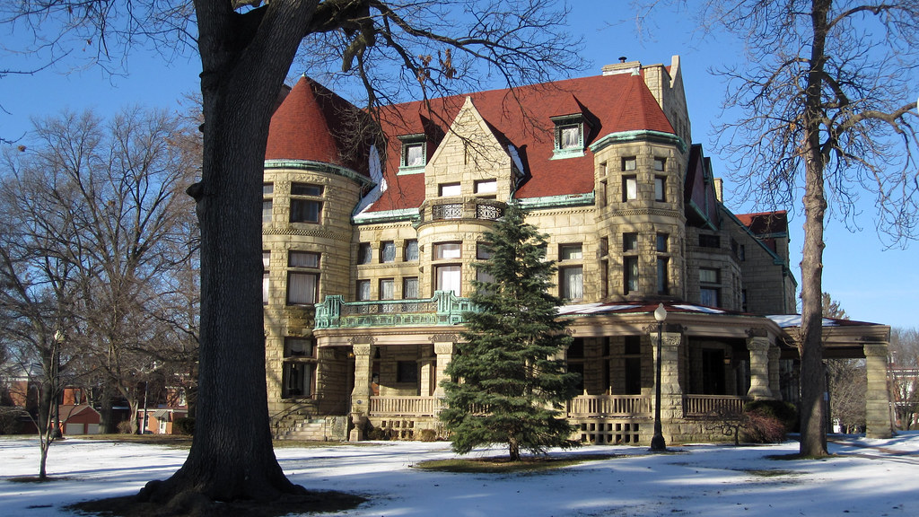 The Quincy Museum One of Quincy's most beautiful mansions.… Flickr