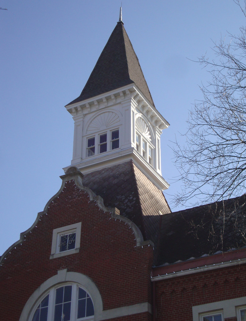 Linn County Courthouse Tower (Mound City, Kansas) This str… Flickr