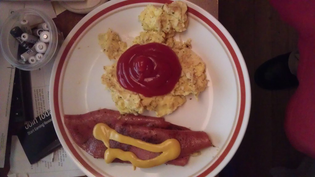 Scrambled eggs, fried bologna joe.(atruestory) Flickr