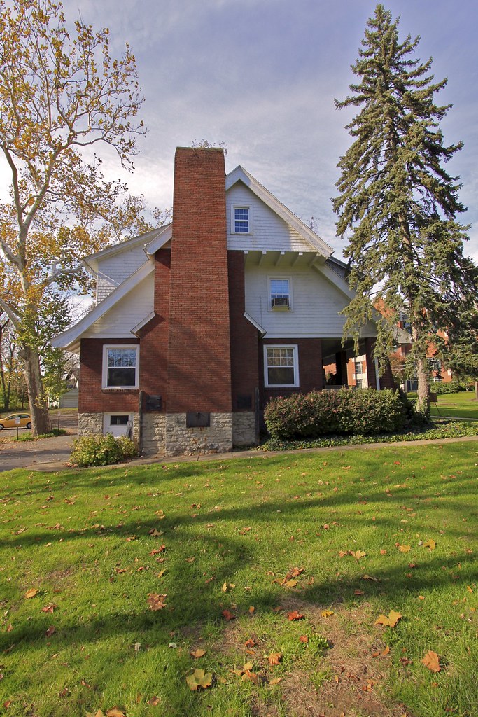 Howard House October 22, 2011 "Howard House". Reverend H… Flickr