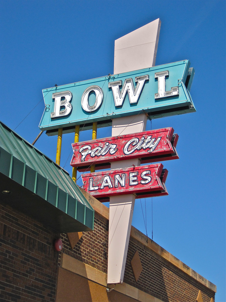 Fair City Lanes, Huron, SD Fair City Lens,143 3rd Street S… Flickr