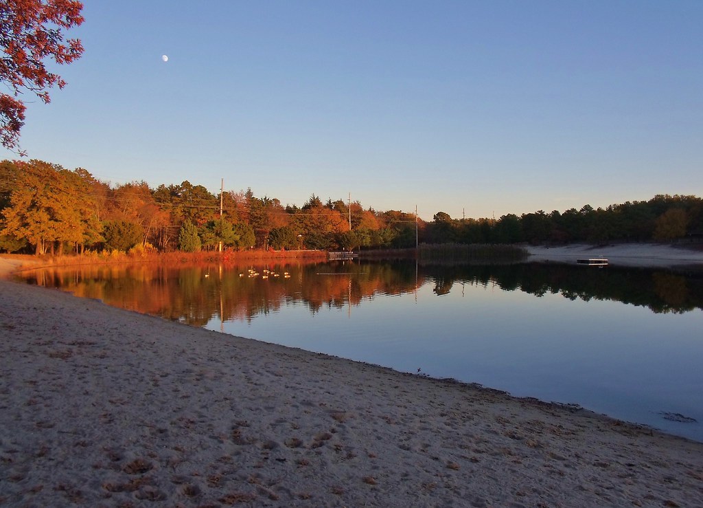 Harry Wright Lake, Whiting, NJ Geri Flickr