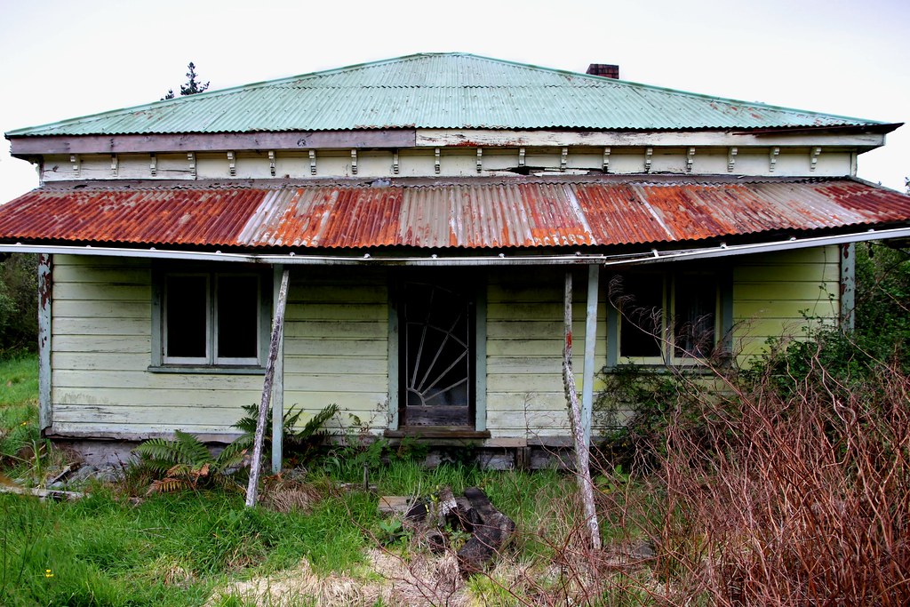 Old house, Waimangaroa, West Coast, New Zealand A view of … Flickr