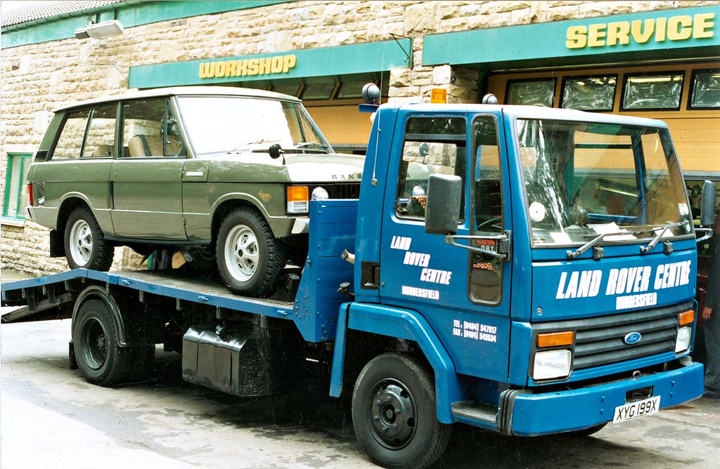 XYG 199X 1982 Ford Cargo Huddersfield Land Rover Centre Livery a photo on Flickriver