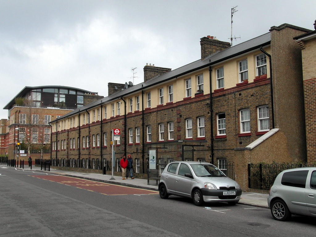 Jubilee Mansions Jubilee Street, Stepney. Built in 1921 to… Flickr