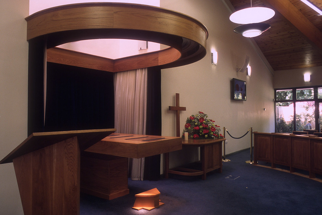 Worthing Crematorium Kingswood Chapel. Photograph by Victo… Flickr