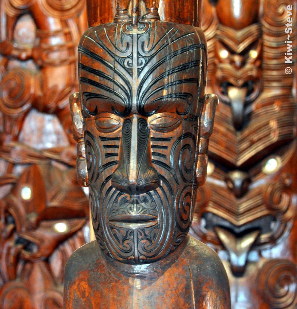 Maori Wood Carving This beautifully carved poupou post sta… Flickr