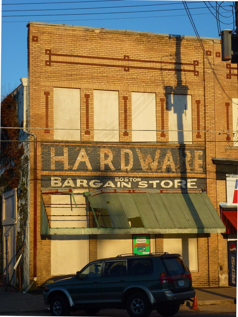 Selma, AL Hardware Boston Bargain Store In the Old Town … Flickr
