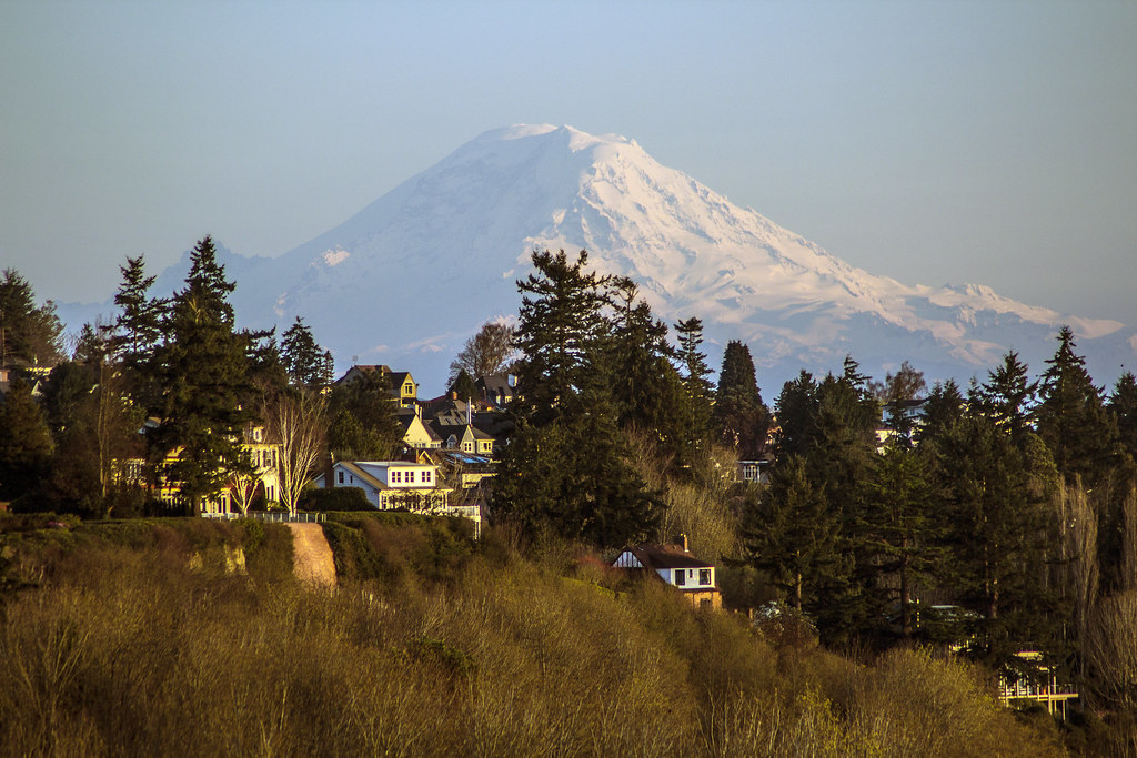 Mount Rainier from Magnolia Looking at Mount Rainier from … Flickr