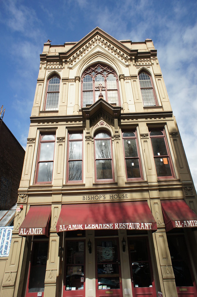 House Ornate and almost last bldg standing here. dog97209