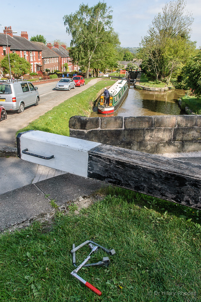 Windlasses at the ready Marple Top Lock 16, Peak Forest Ca… Flickr