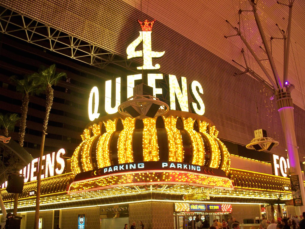 Four Queens Four Queens in Downtown Las Vegas. Marquis Lewis Flickr