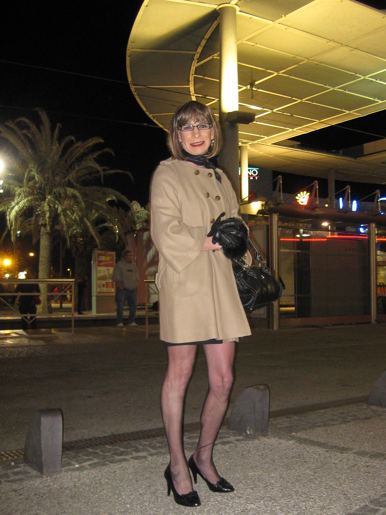 IMG_5897 karen nylon Le bas qui plisse sur ma jambe,je cro… Flickr