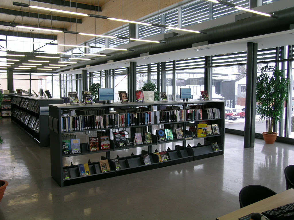 Vue générale Bibliothèque JeanGosselin, Lévis, Québec, … Flickr