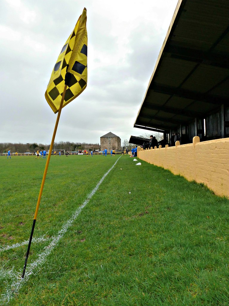 Valefield Park, Kilbirnie Kilbirnie Ladeside v Yoker Athle… Flickr
