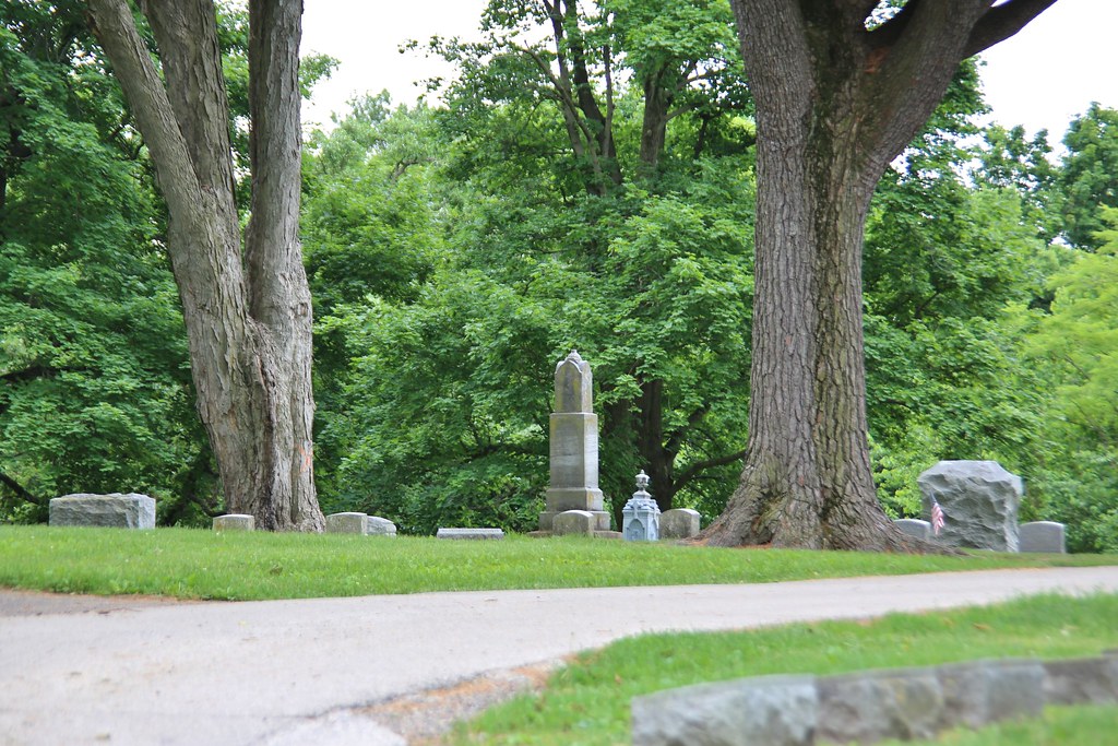 0U1A7842 Geneseo IL Oakwood Cemetery AYRES Colin Miller Flickr