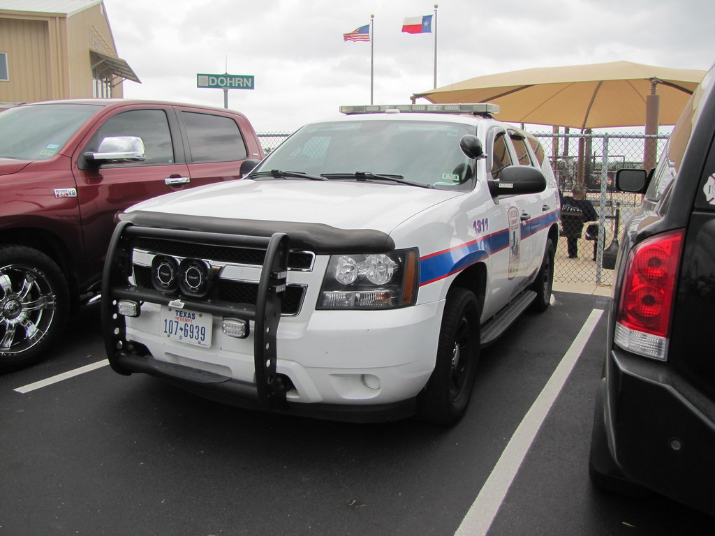 Sheldon Community FireRescue Asst. Chief 1311 Ethan Grossman Flickr